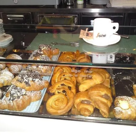 Desiree * Μπάρι